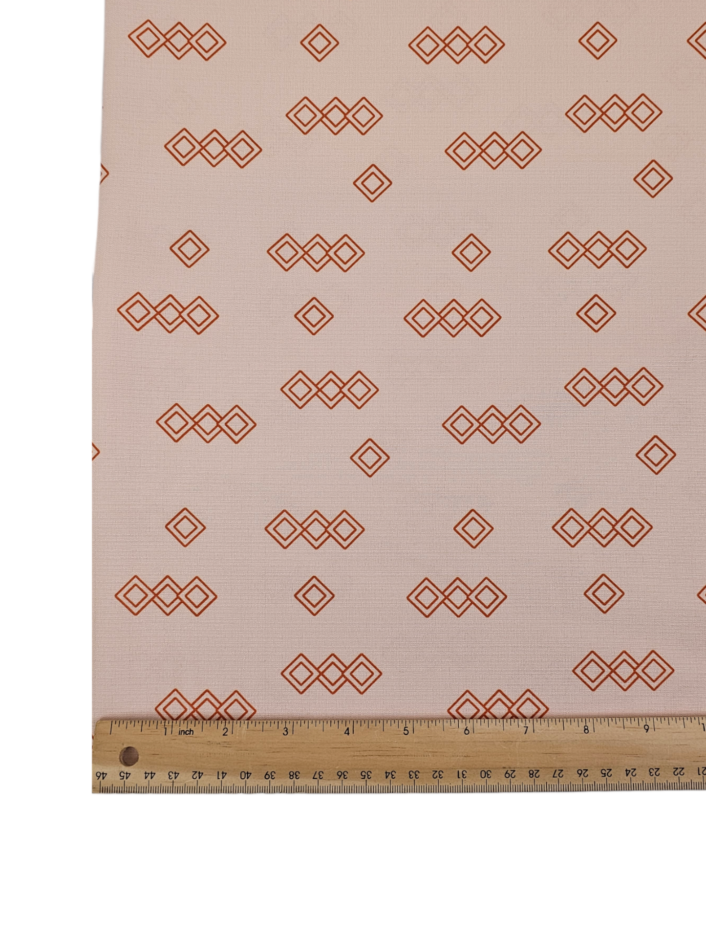 *Unique Design* Poly Slub Diamond Design Peach