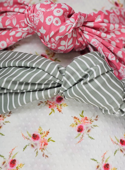 *Unique Design* Cloud Poly Floral Bouquet 2 Yd
