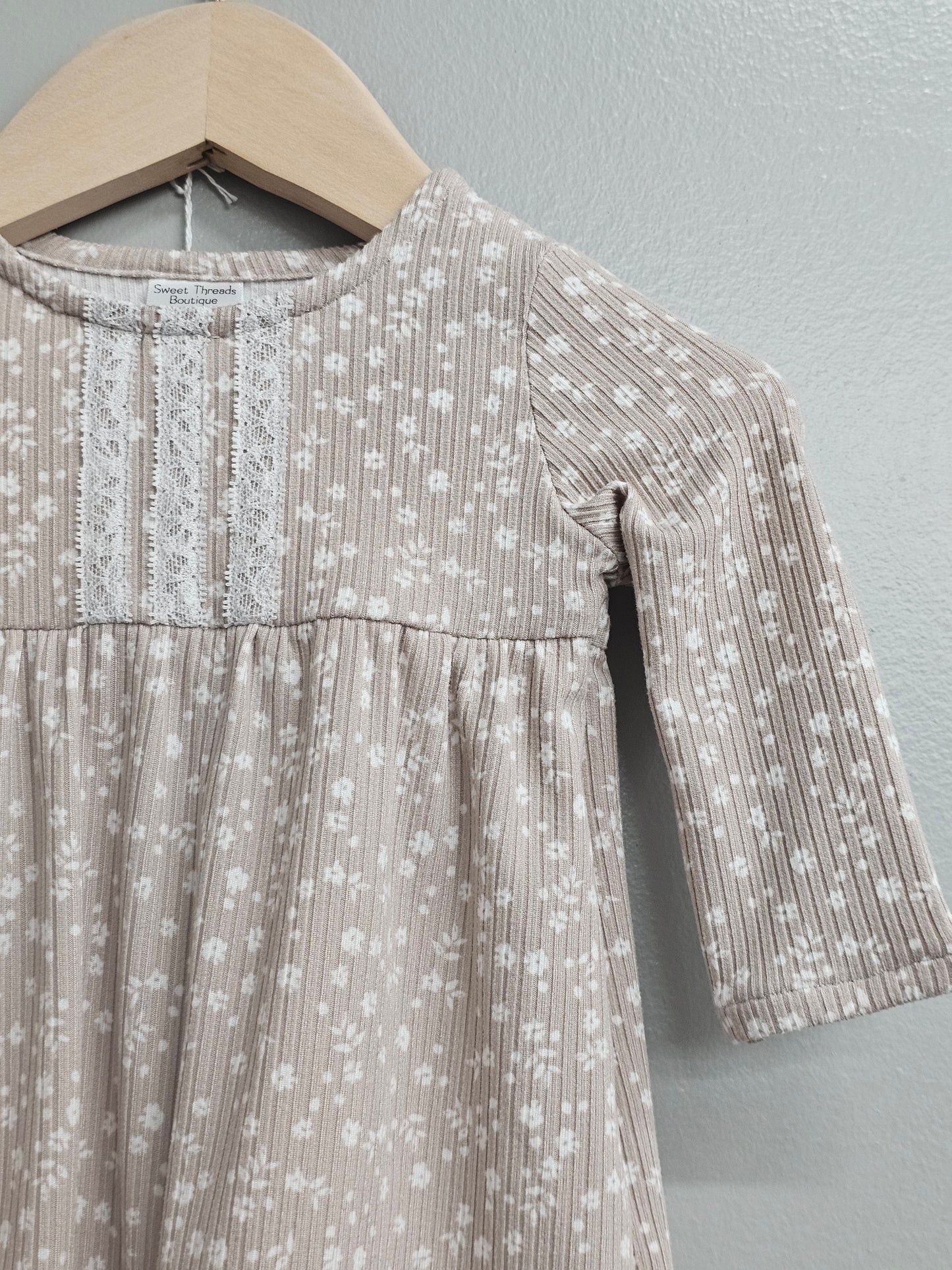 Dress 0-3 Mo. Beige Floral
