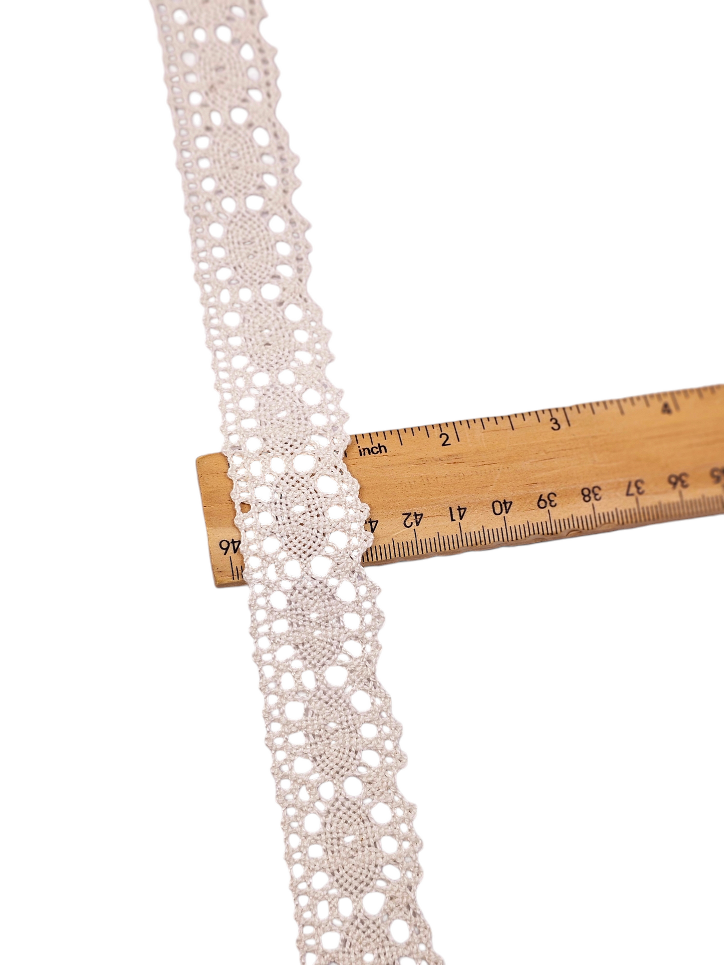 1¼" Natural Cotton Cluny Lace
