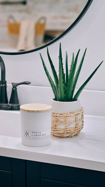 White Gardenia Coconut Wax Candle 16 oz. White Bamboo Lid