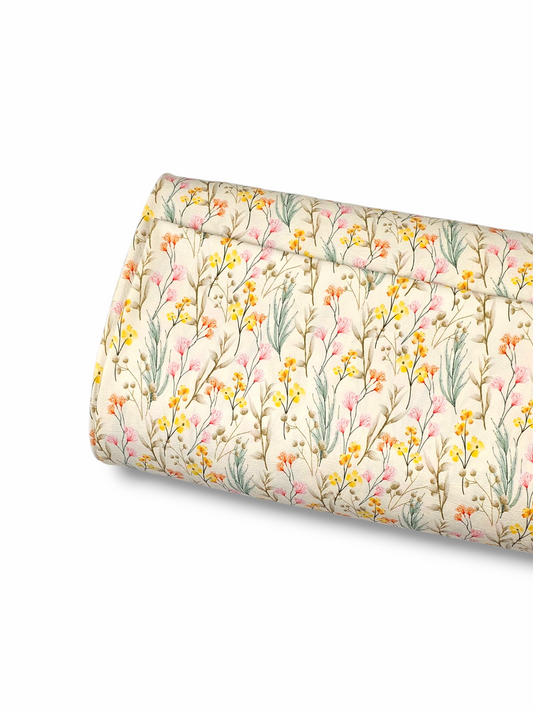 *Unique Design* Cloud Poly Wandering Vines Cream