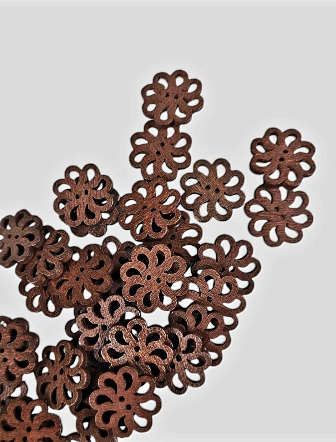 Med.  Brown Wooden Flower Button
