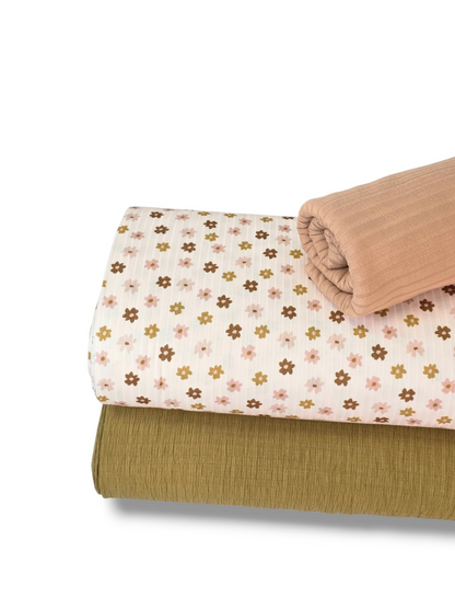 * Unique Design * Ribbed Knit Cotton Feel Scattered Daisies Pink
