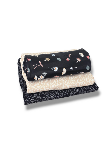 *Unique Design* Tricot Knit Woodland Berry Charm Black