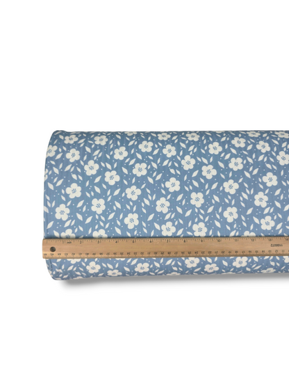 * Unique Design * Ribbed Knit Cotton Feel White Flower Field Blue