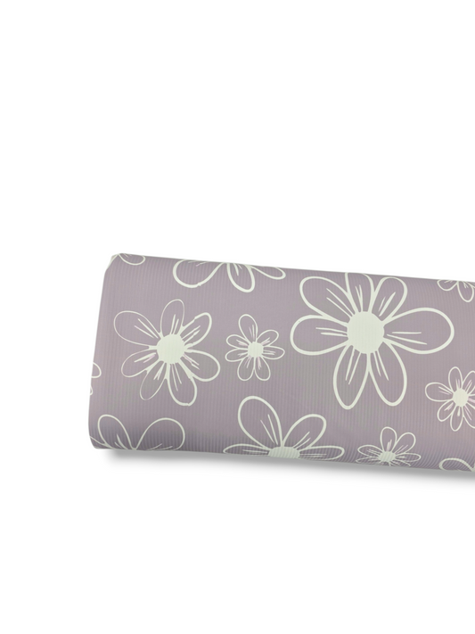 *Unique Design* Willow Ribbed Knit White Retro Daisy Lavender