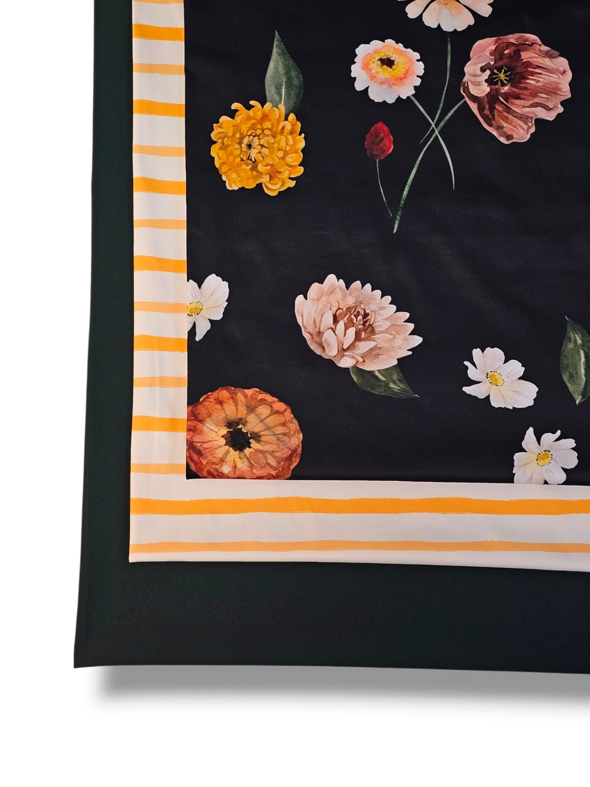*Unique Design* Tricot Knit Morning Blooms