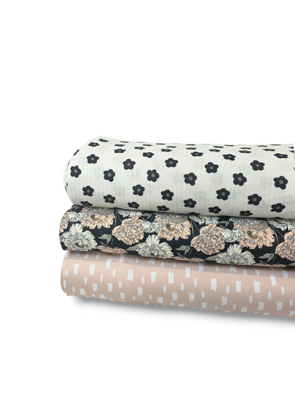 * Unique Design * Ribbed Knit Cotton Feel Retro Daisy Cream