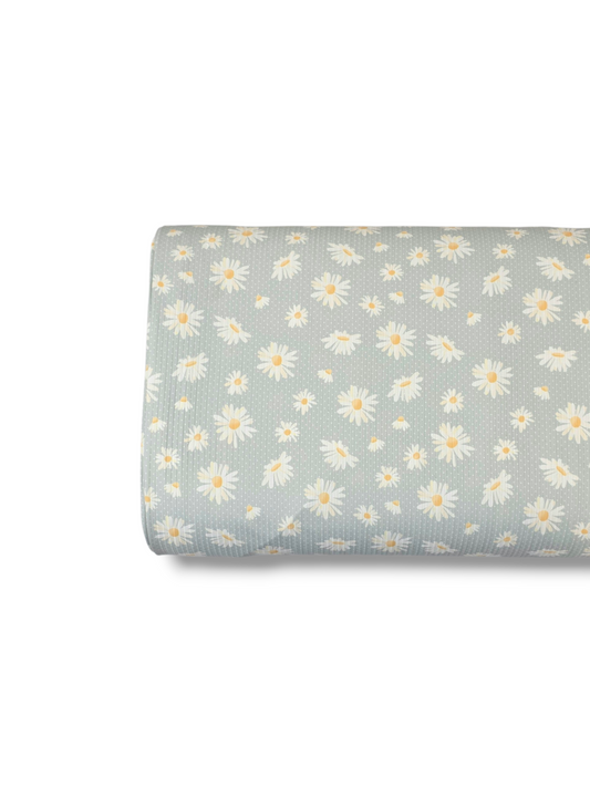 *Unique Design* Willow Ribbed Knit Springtime Daisy