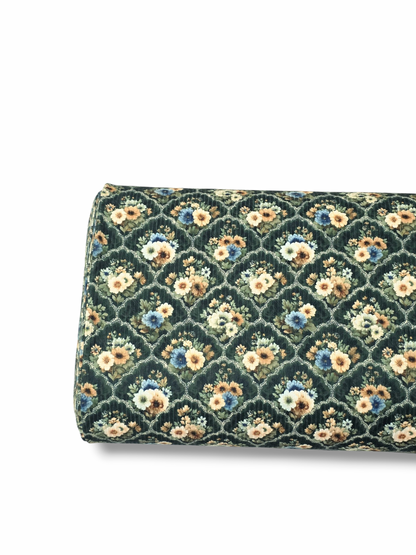 *Unique Design* Willow Ribbed Knit Victorian Bloom