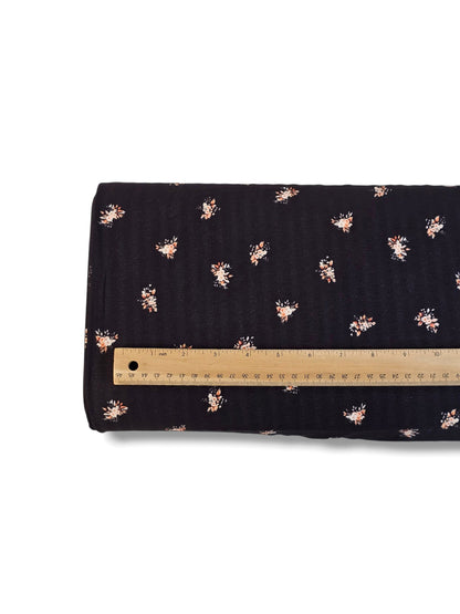 *Unique Design* Crinkled Crepe Petite Bouquet Toss Black